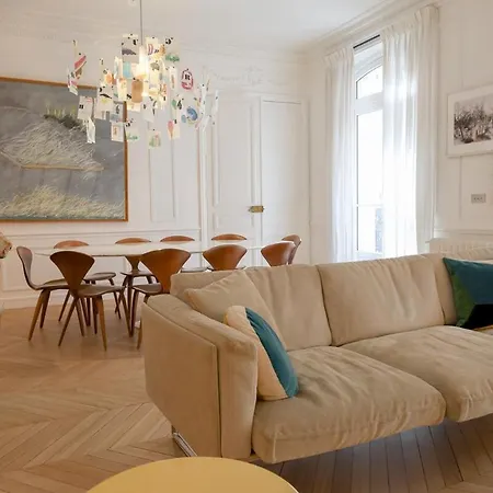 3ch | 4 Pers | balcon Filant | notre Dame De Paris