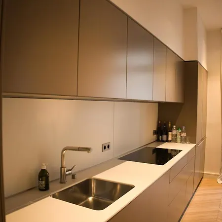 3ch | 4 Pers | balcon Filant | notre Dame De Apartamento Paris