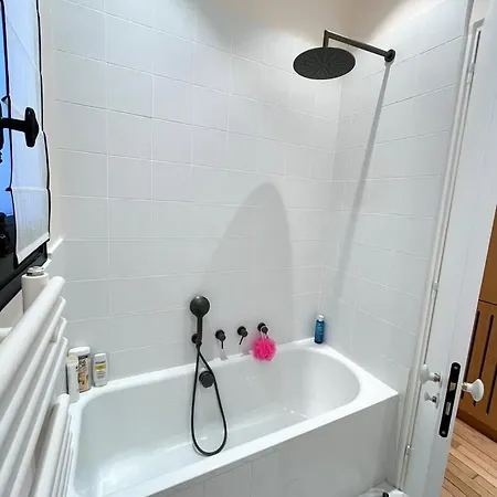 Daire 3ch | 4 Pers | balcon Filant | notre Dame De