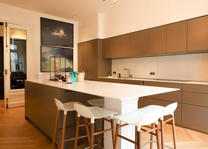 3ch | 4 Pers | balcon Filant | notre Dame De