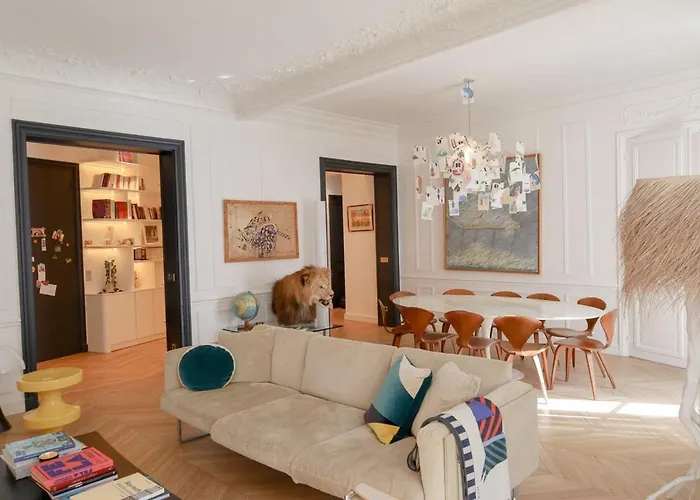 3ch | 4 Pers | balcon Filant | notre Dame De Paris